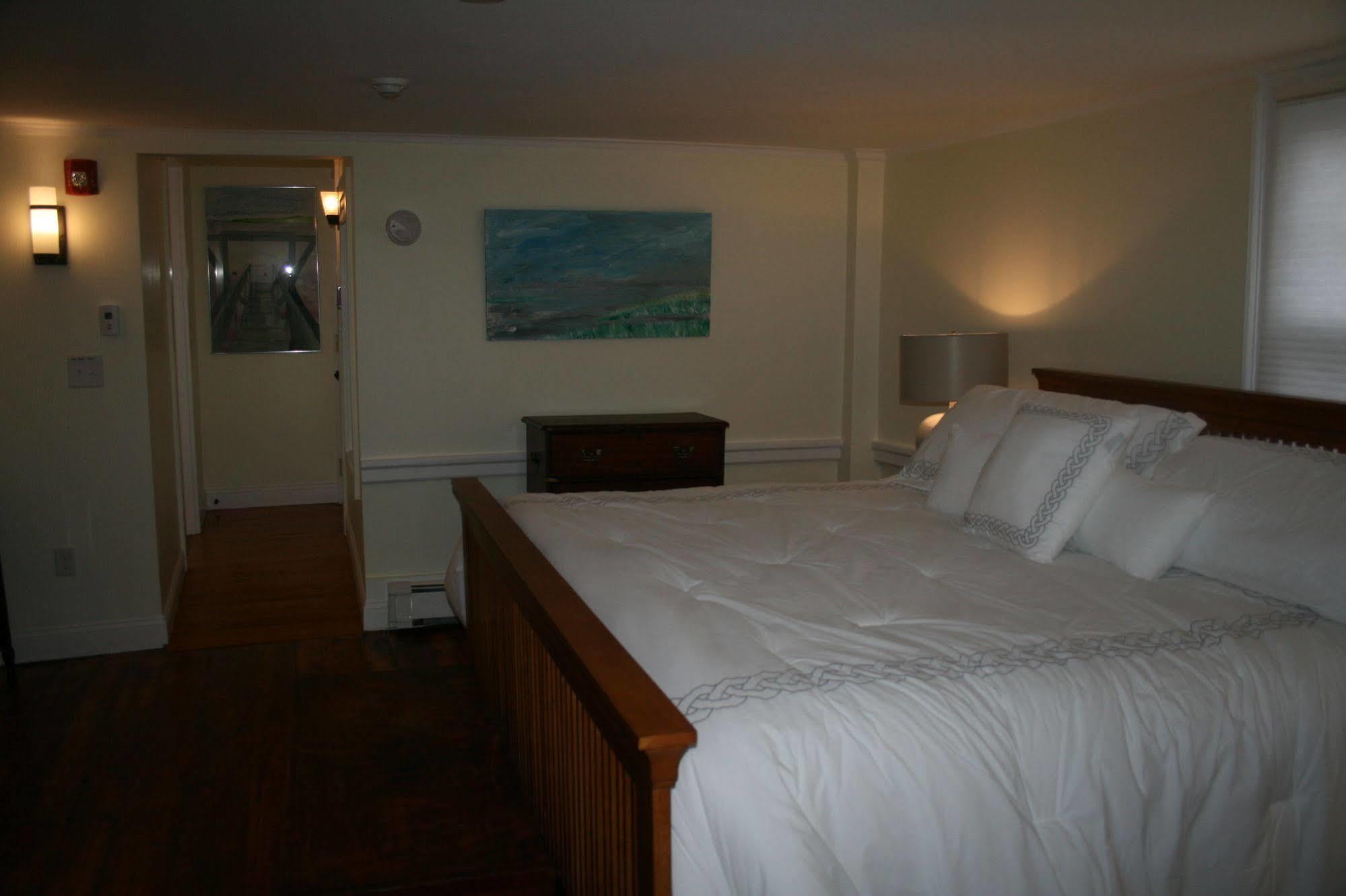 Essex Shea'S Riverside Inn & Motel מראה חיצוני תמונה